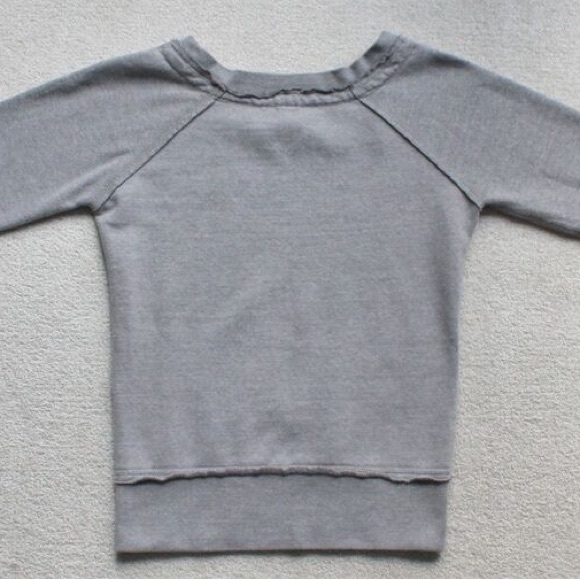 Saturday Night Live SNL Sweatshirt Scoop Neck Women’s S Gray Pullover Comedy NBC - Picture 5 of 7